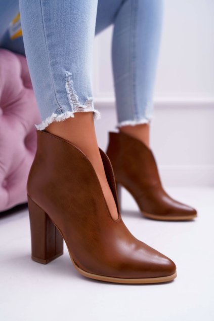 Dámske členkové topánky na podpätku Slip-on hnedé Mantana RB38P CAMEL