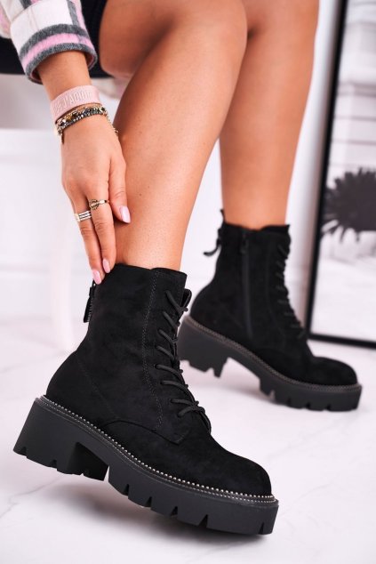 Členkové topánky na podpätku  čierne kód obuvi UK13 BLK