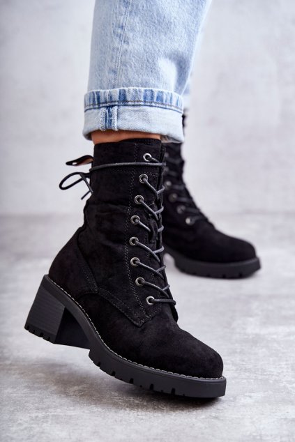 Členkové topánky na podpätku  čierne kód obuvi M660 BLACK