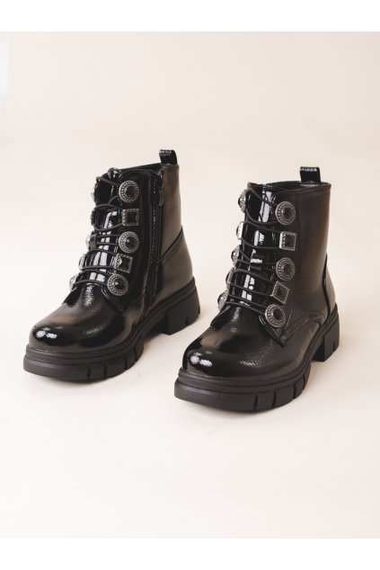 Čierne detské topánky bez opätku podpätku Shelvt kod CCC -1- GQ430B