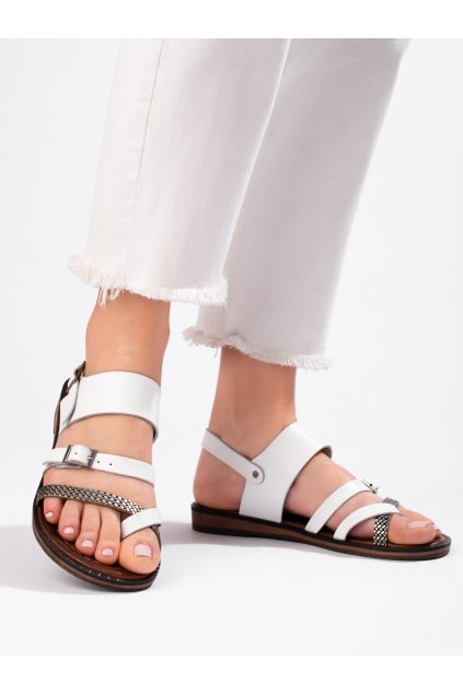 Biele dámske sandále bez opätku podpätku W. potocki kod CCC -1- 22-64013W