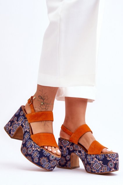 Dámske sandále farba oranžová kód obuvi 06089-18 POMA.+KWIAT