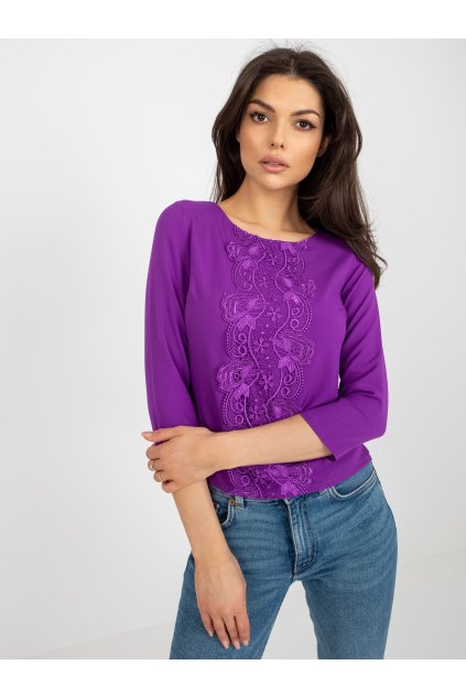 Dámska blúzka s čipkou fialová LK-BZ-506522.07