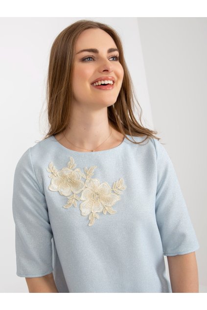 Dámska blúzka s čipkou svetlo-modrá LK-BZ-506609.77