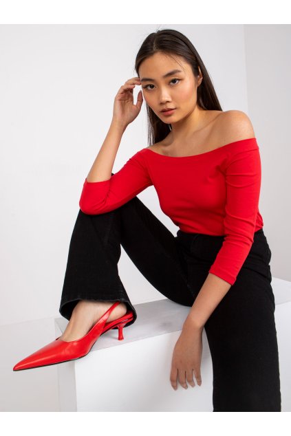 Dámska blúzka španielského strihu červená RV-BZ-4692.56