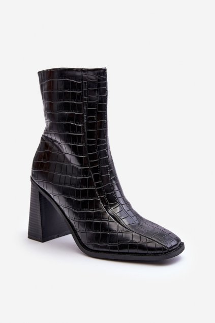 Členkové topánky na podpätku  čierne kód obuvi L08-253 BLACK