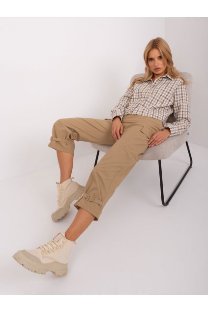 Dámske Bunda farba Béžová kód LK-KR-509432.27