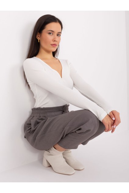 Dámska blúzka na bežný deň okrová RV-BZ-9206.45P