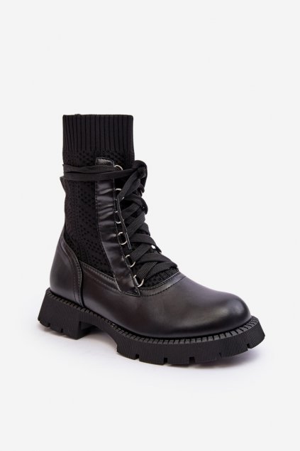 Členkové topánky na podpätku  čierne kód obuvi 8573A BLACK