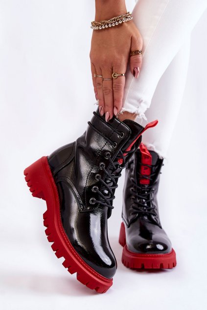 Členkové topánky na podpätku  čierne kód obuvi 250045R-LA RED
