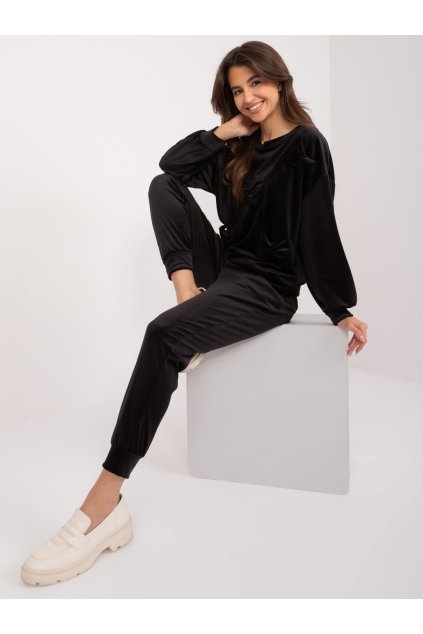 Dámske Komplet farba Čierna kód DHJ-KMPL-8850.68 (Farba Čierna, Veľkosť ONE SIZE)