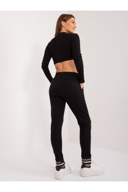 Dámske moderné športové tepláky z bavlny a elastanu, kód RV-DR-8242.81