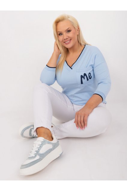 Dámska blúzka plus size svetlo-modrá RV-BZ-9403.55