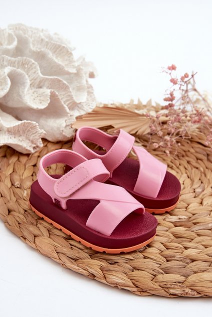 Detské sandále  ružové kód obuvi LL385001