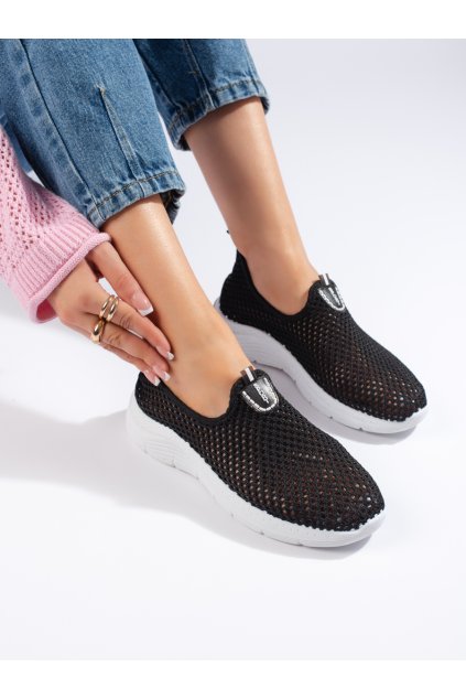 Čierne dámske tenisky New Balance NB679B, textilné, športový a casual štýl, na bežné nosenie, s platformou 3cm