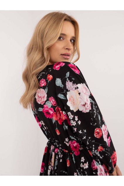 Dámske čierno-červene s podtlačeným vzorom kód produktu 15- TemU - 1-DHJ-SK-19861-4.28 (Farba Čierno-červená, Veľkosť ONE SIZE)