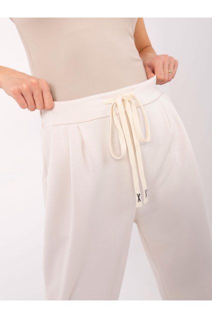 Dámske Nohavice farba Svetlo-béžová kód MI-SP-61700.80P