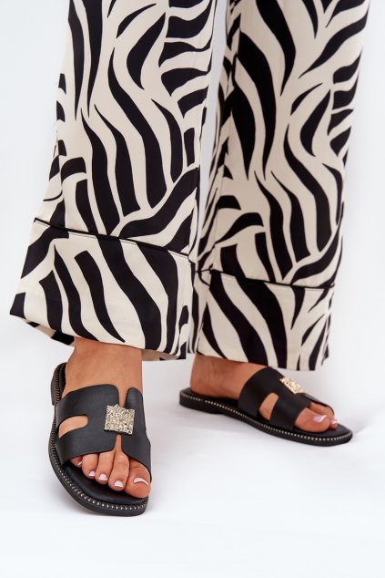 Ploché papuče S Výřezy A Dekorací Černé Bohalis (Veľkosť 36)