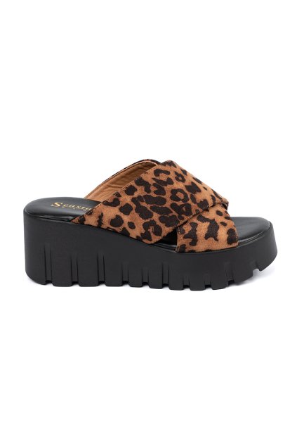 Zvierací motív dámske šľapky na platforme Seastar kod CCC -1- QT112P-LEO (Veľkosť 37)