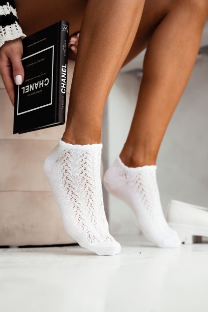 Biele dámske bavlnené ponožky s elastanom, kód produktu SK.37586