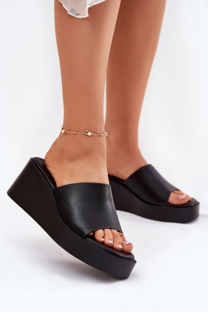 Čierne dámske šľapky na platforme z eko kože YQ77-16 BLACK (Veľkosť 36)