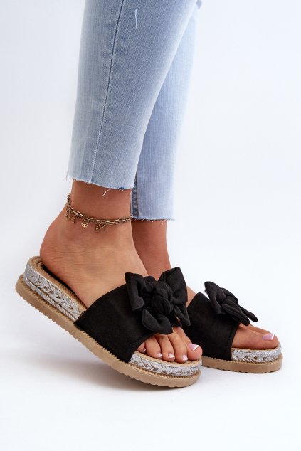 Dámske žabky na platforme s mašľou čierne aflia / M368 CZARNE (Veľkosť 36)