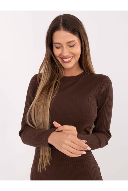 Dámske tmavo-hnede šaty basic kód produktu RV-SK-A1049.99 (Farba Tmavo-hnedá, Veľkosť L/XL)
