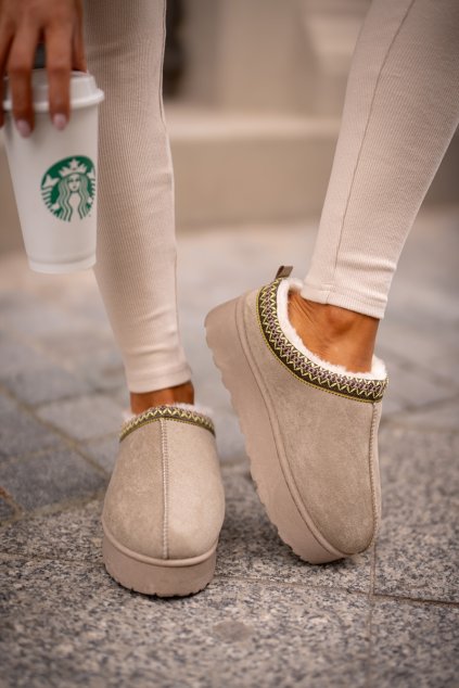 Dámské sněhule na platformě zateplené kožešinou zelené pásky (Veľkosť 39)