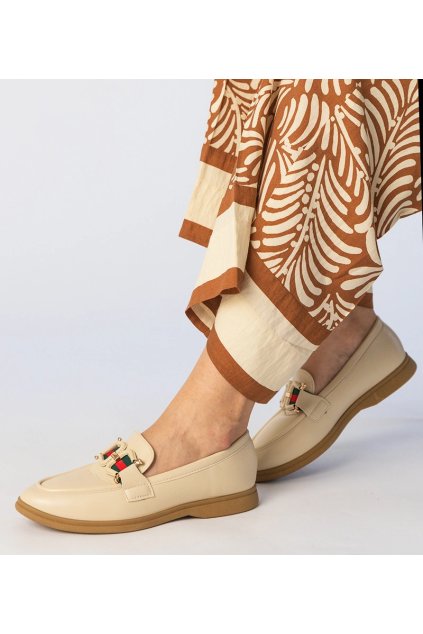 Krémové mokasíny z eko kože s ozdobou Kalenda GO-8C Béžové 38 - GM (Veľkosť 39)