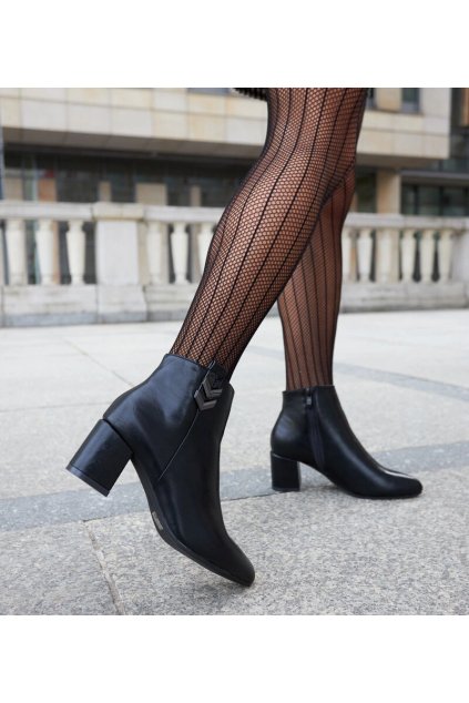 Dámske členkové topánky čierne kód MR2263-5 - GM MR2263-5 CZARNY 38 - GM (Veľkosť 40)