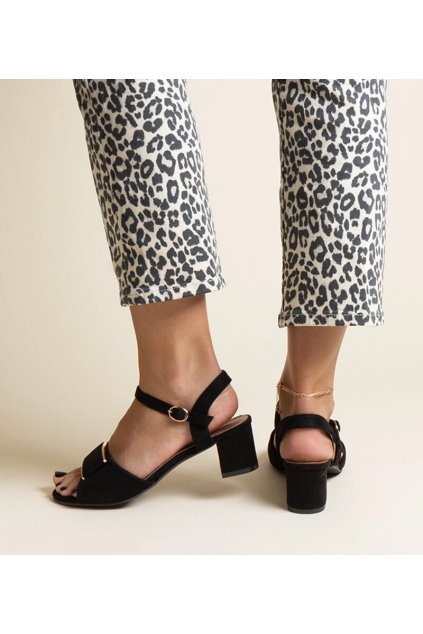 Čierne sandále na nízkom stĺpiku od FRerica TY2424 BLACK MICROFIBER 38 - GM (Veľkosť 40)