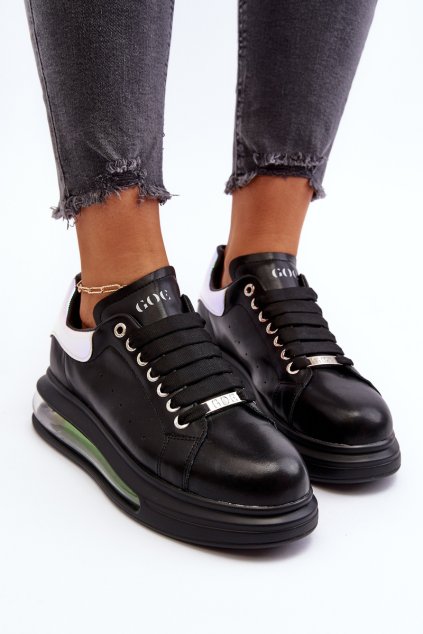 Dámske čierne tenisky kožené kód obuvi TE- CCC -01-NN2N4030 : Naše topky dnes na temu tenisky (Veľkosť 37)