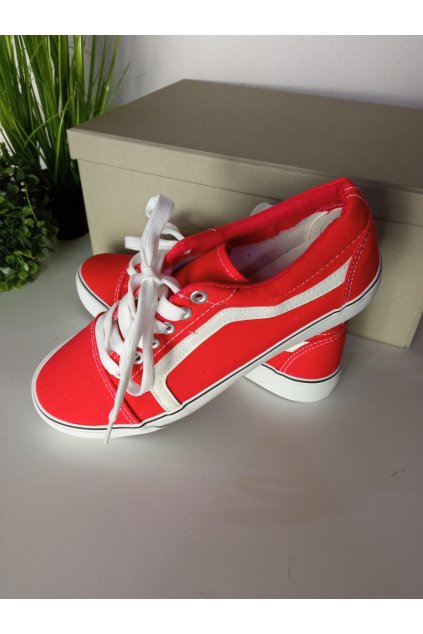 Červené dámske celoročné tenisky, kód produktu NJSK BL117P (Veľkosť 36)
