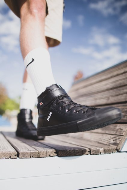 Pánske čierne zateplené tenisky B. Star Y174020FW - ideálne na každodenné nosenie (Veľkosť 43)