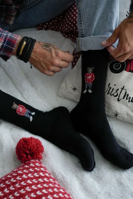 Pánske ponožky  čierne kód sk.41172 / (Veľkosť 43-46)