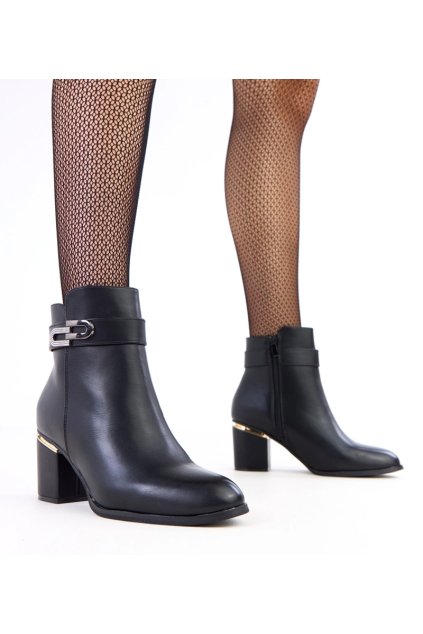 Dámske členkové topánky čierne kód E8606 - GM E8606 BLACK 38 - GM (Veľkosť 39)