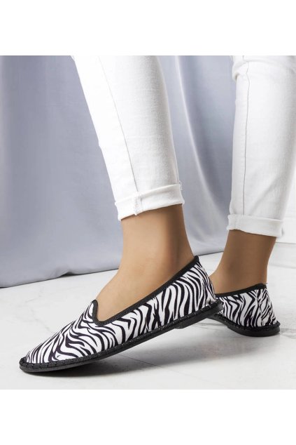 Dámske baleríny čierne kód 2H14-P97629-01 - GM 2H14-P97629-01 ZEBRA STRIPE 38 - GM (Veľkosť 37)