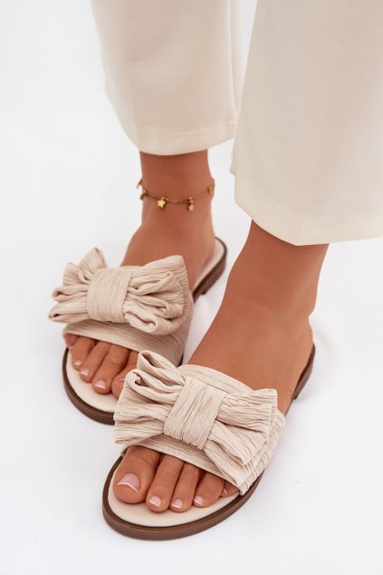 Dámske papuče na ploché podešvi s mašľou béžove amivelle / M41 BEIGE (Veľkosť 36)