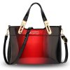 Lakovaná kabelka do ruky Gracie červená AG00678