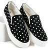 BODKOVANÉ TRAMPKY SLIP ON NA PLATFORME w-3020b veľ.č. 37 (Veľkosť 42)