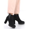 Čierne dámske členkové topánky na stĺpovom podpätku, kód produktu KL-779