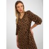 Dámske hnede camel šaty s podtlačeným vzorom kód produktu LK-SK-509249-1.72P