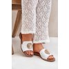 Kožené papuče s dekorací na plochom podpätku biele zazoo 3047/o / 3047/O/2 BIAŁY MAT (Veľkosť 36)