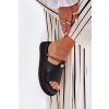 2099810 4 cierne damske kozene slapky na platforme s dekorativnym remienkom mk51 475 black