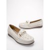 Dámske biele mokasíny z eko kože s ažúrmi a zlatým zdobením, kód produktu 3987