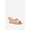 Lakované Dámské Sandály Na Klínu Nude Nelithin (Veľkosť 40)