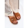 Dámske papuče na platforme s remienkom a hřebíky camel nusithia / M550 CAMEL (Veľkosť 36)