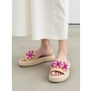 Ružové dámske sandále s kvetinovým vzorom s eko koženým materiálom, kód produktu GQ8-038 FUSHIA