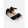 Čierne dámske sandále na platforme Seastar kod CCC -1- JH519P-B (Veľkosť 37)