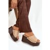 Dámske nazouváky na platforme s nýty béžove mareline / 78-190 BEIGE (Veľkosť 36)